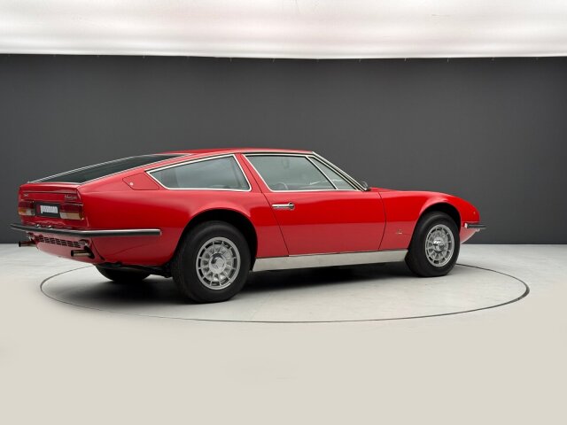 Maserati Indy