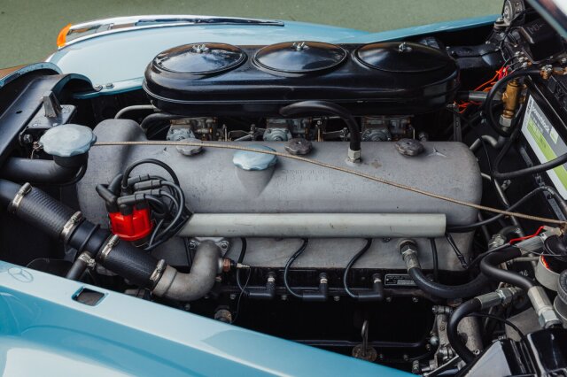 Mercedes-Benz 300