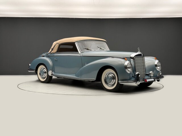 Mercedes-Benz 300