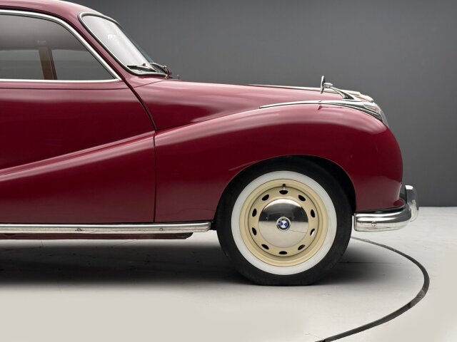 BMW 501
