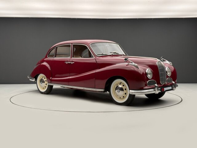 BMW 501