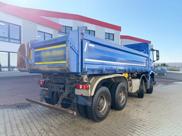 Mercedes-Benz Arocs