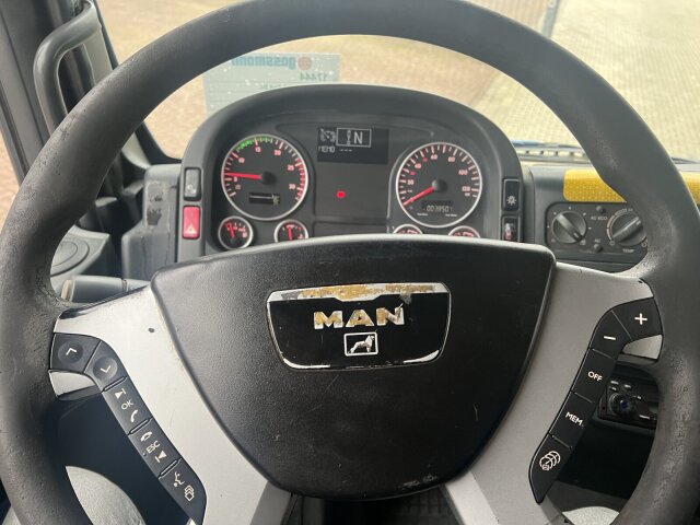 MAN TGA