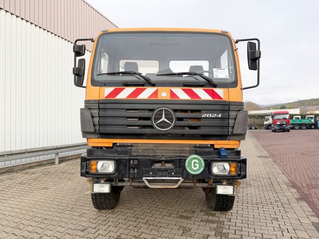 Mercedes-Benz -