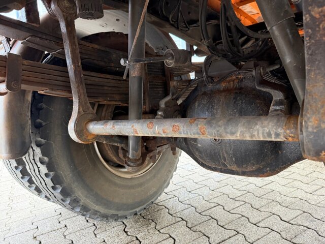 Mercedes-Benz -