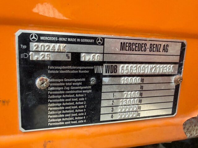 Mercedes-Benz -