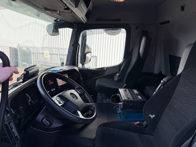Mercedes-Benz Antos