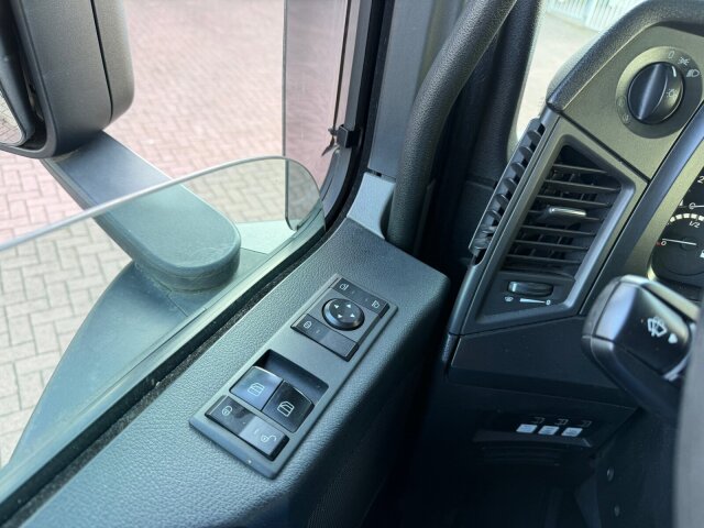 Mercedes-Benz Antos