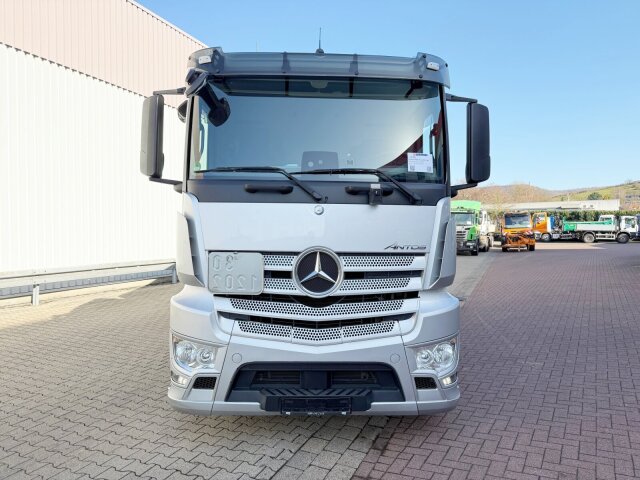 Mercedes-Benz Antos