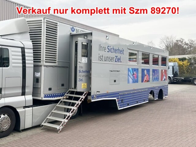 WellmeyerSS0 30, Nachlauflenkachse, verbreiterbar, Schulungsauflieger, Womo