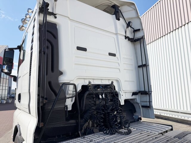 MAN TGX