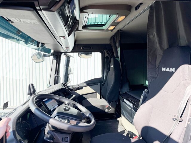 MAN TGX