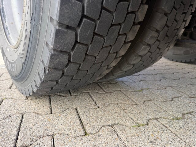 MAN TGX