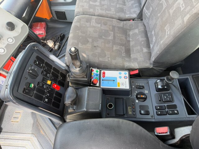 Unimog U