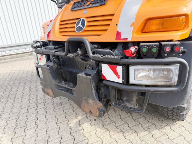 Unimog U