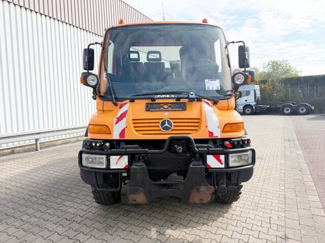 Unimog U