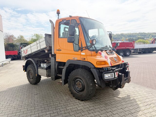 Unimog U