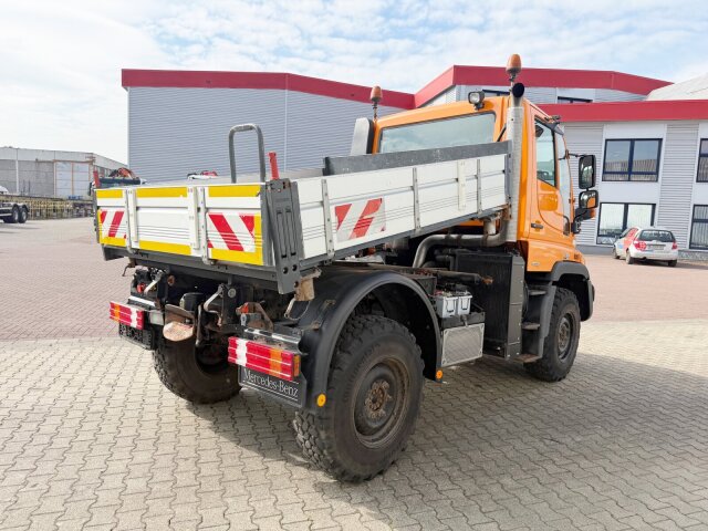 Unimog U