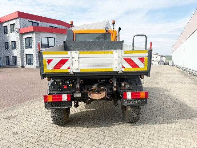 Unimog U