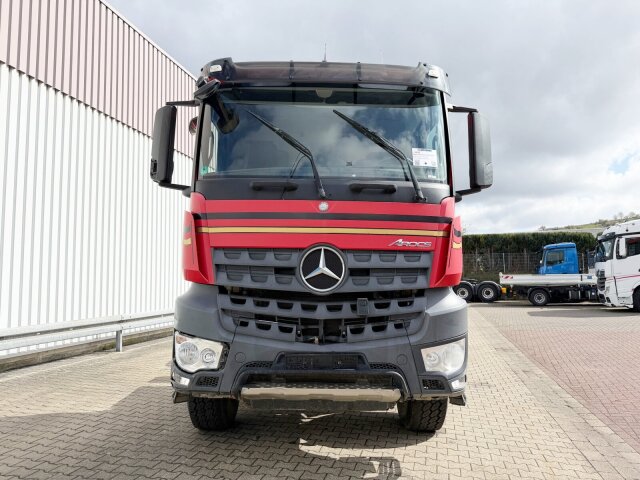 Mercedes-Benz Arocs