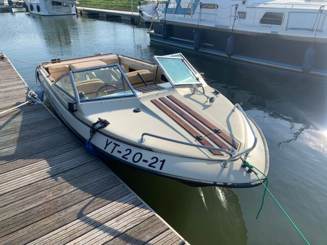 Sonstige HerstellerHellwig Marathon V525  Motorboot Sportboot