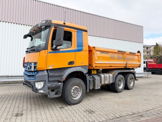 Mercedes-Benz Arocs