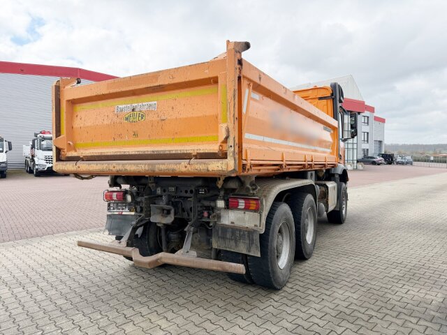 Mercedes-Benz Arocs