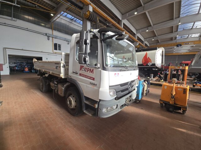 Mercedes-BenzAtego 1224 K 4x2