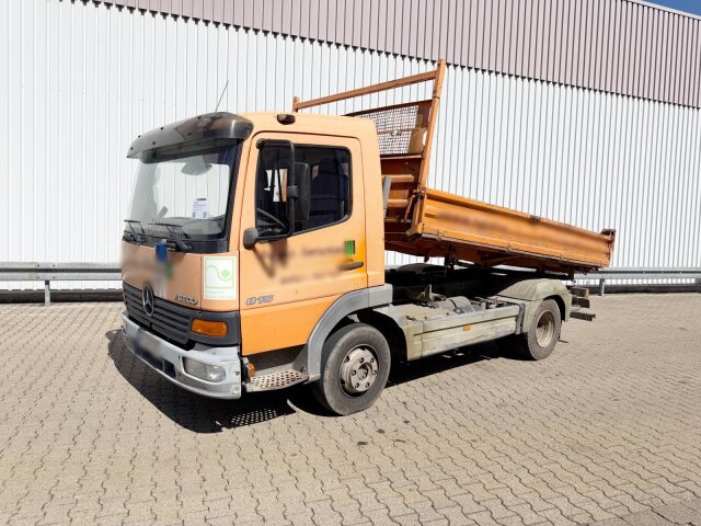 Mercedes-BenzAtego 815 K 4x2, 2x AHK