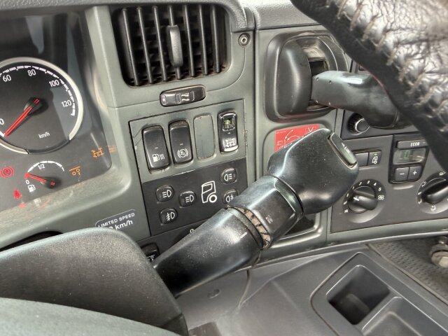 Scania P