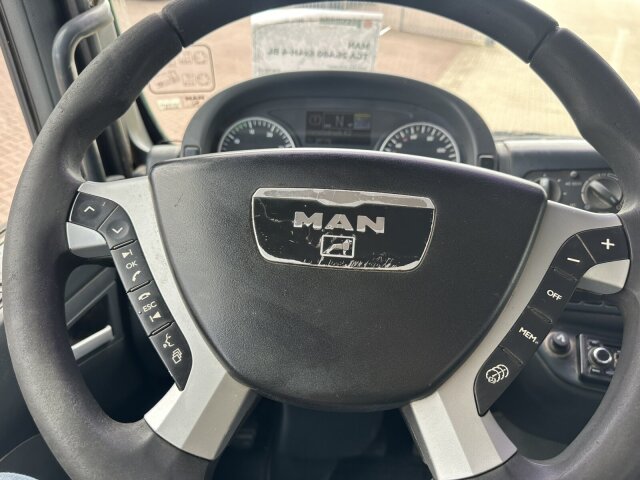 MAN TGA