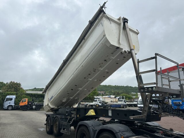 SchmitzSGF S2, Liftachse, 24m³, Rollplane