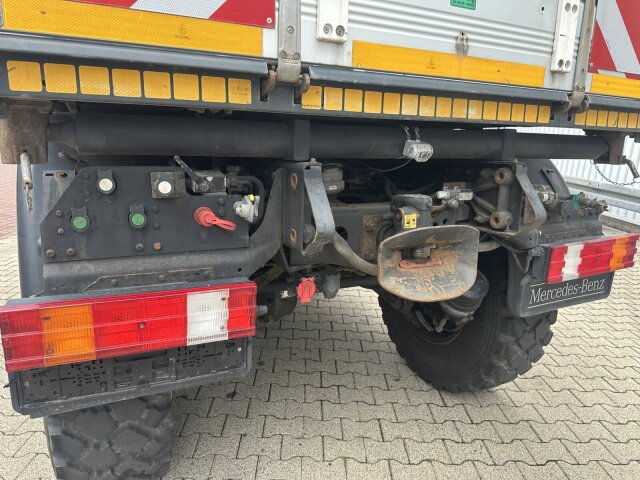 Unimog U