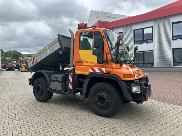 Unimog U