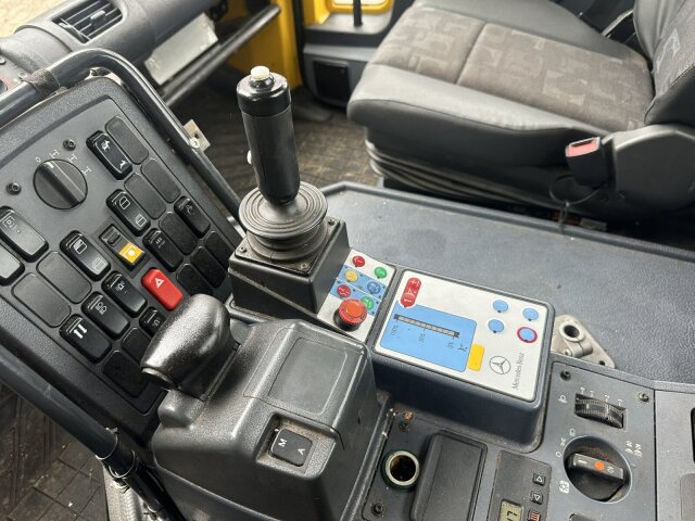 Unimog U