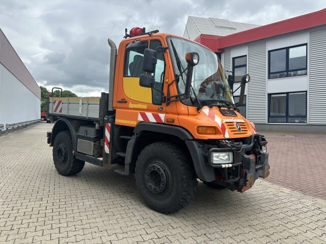 Unimog U
