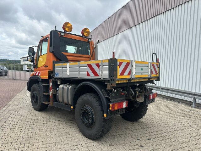Unimog U