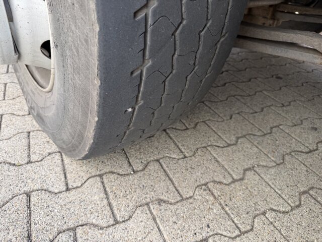 Volvo -