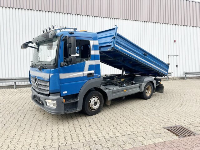 Mercedes-BenzAtego 823 K 4x2, 2x AHK