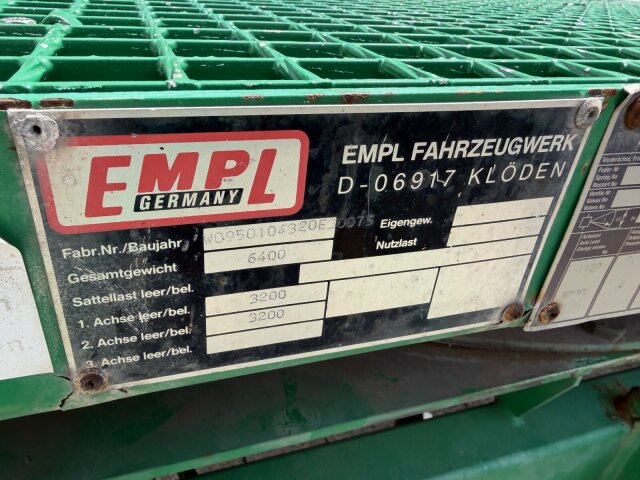 EMPL -