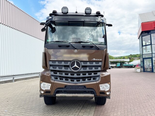 Mercedes-Benz Arocs