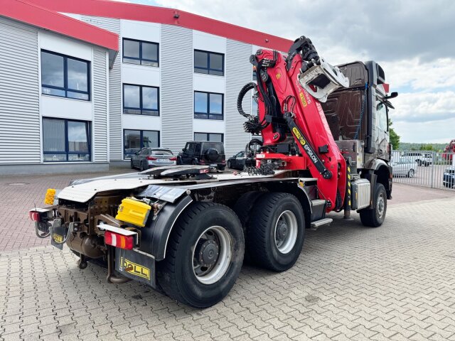 Mercedes-Benz Arocs