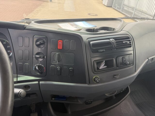 Mercedes-Benz Atego