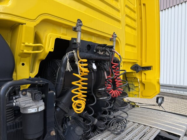 MAN TGX