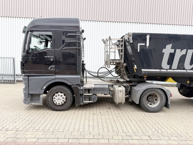 MAN TGX