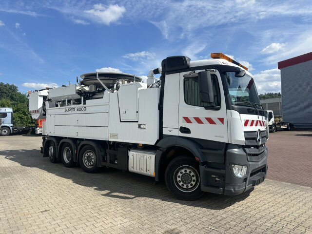 Mercedes-Benz Antos