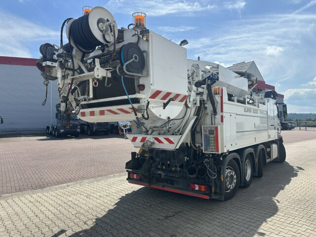 Mercedes-Benz Antos