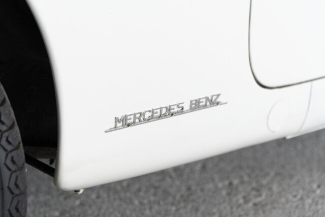 Mercedes-Benz 190