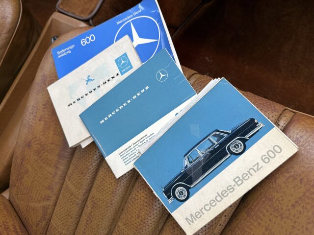 Mercedes-Benz 600