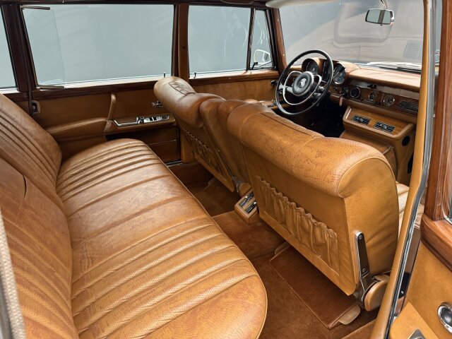 Mercedes-Benz 600